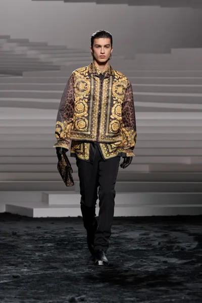 Look 31